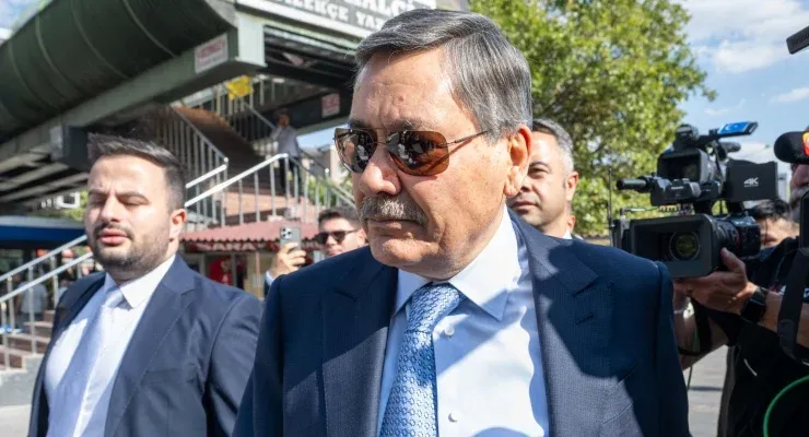 Melih Gökçek Aylık Gelirini Açıkladı: Soruşturma Kapsamında Mal Varlığı İnceleniyor