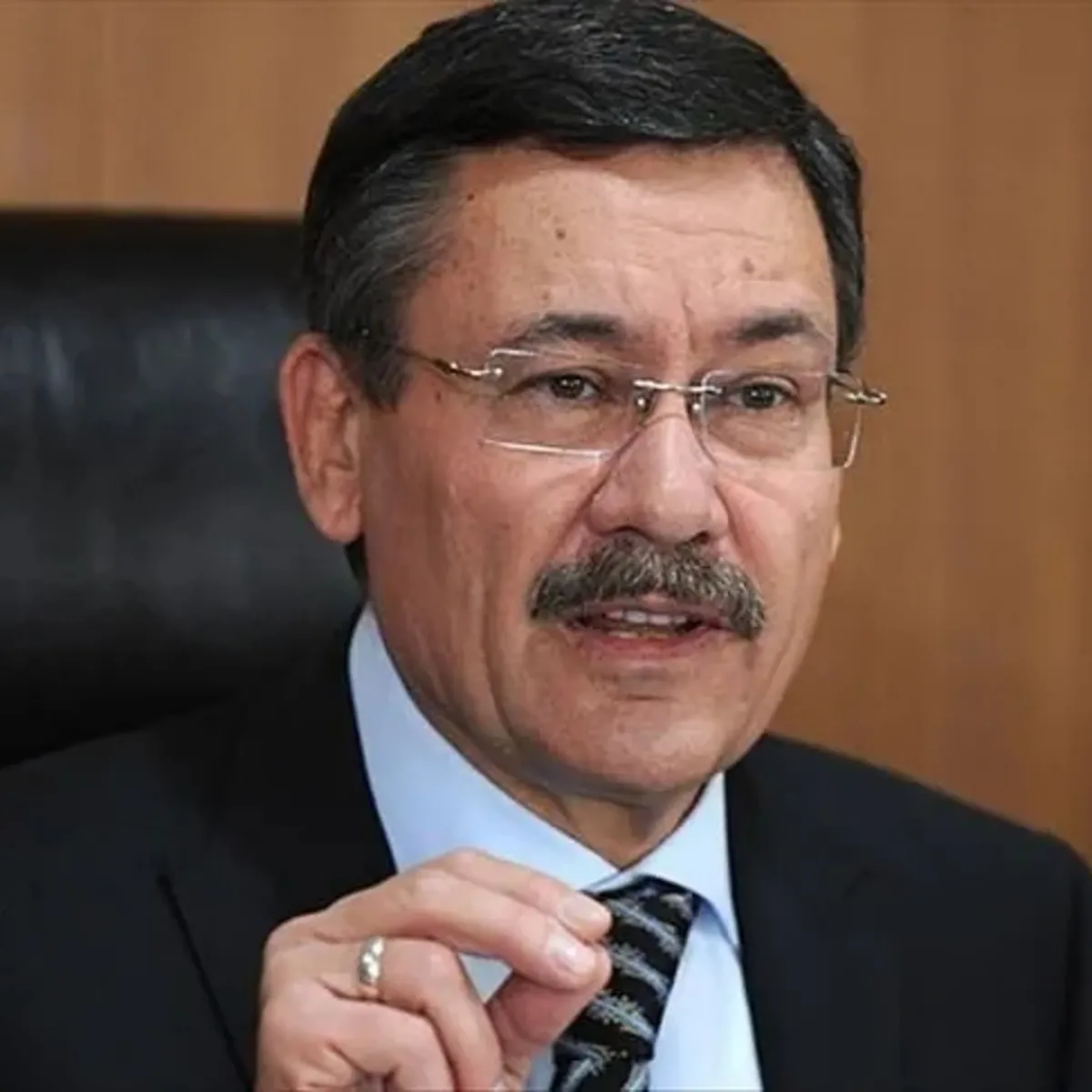Melih Gökçek hakkında yurt dışı para transferi iddiasına soruşturma