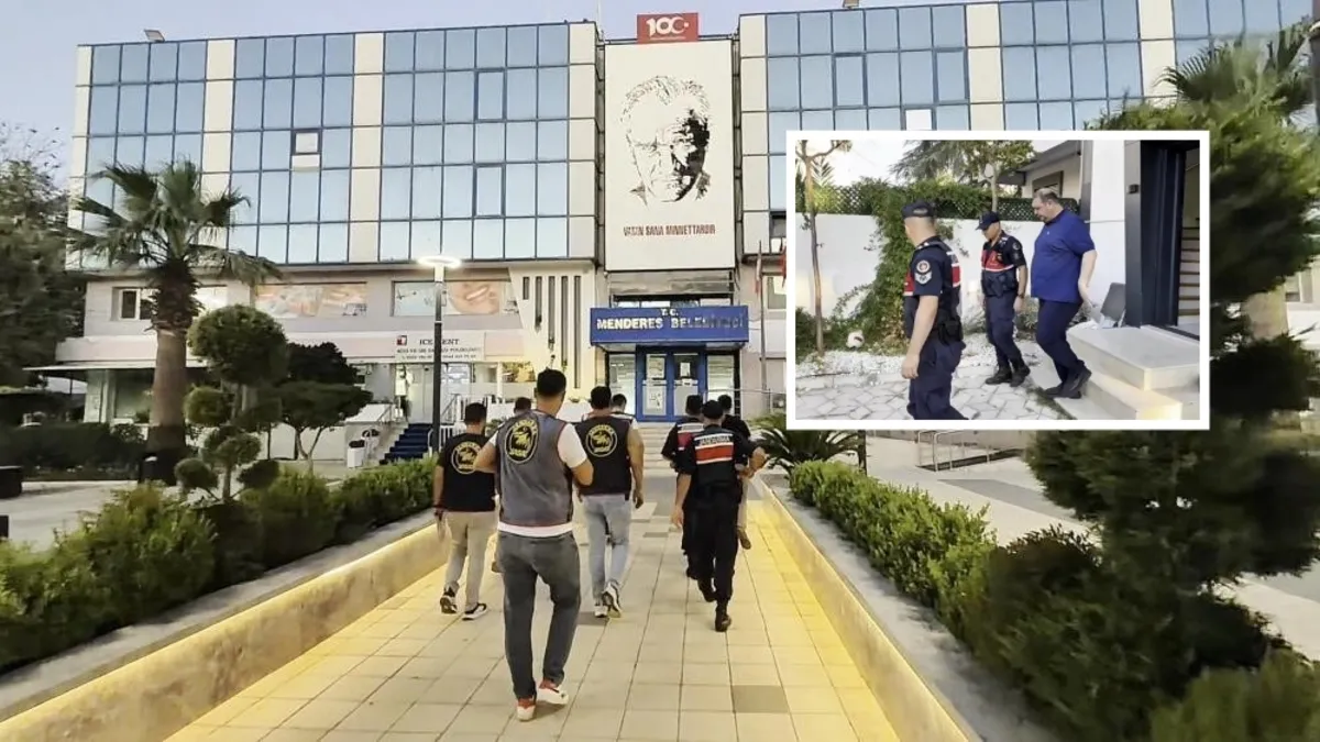 Menderes Belediye Başkanı İlkay Çiçek, ihraç isteminden sonra CHP'den istifa etti