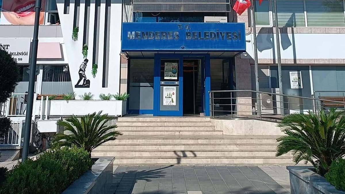 Menderes Belediyesi Soruşturması: 9 Gözaltından 7 Tutuklama