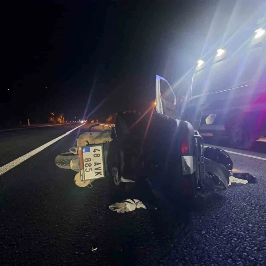 Menteşe'de Motosiklet Kazası: Vatandaşlar Telefon Işıklarıyla Önlem Aldı