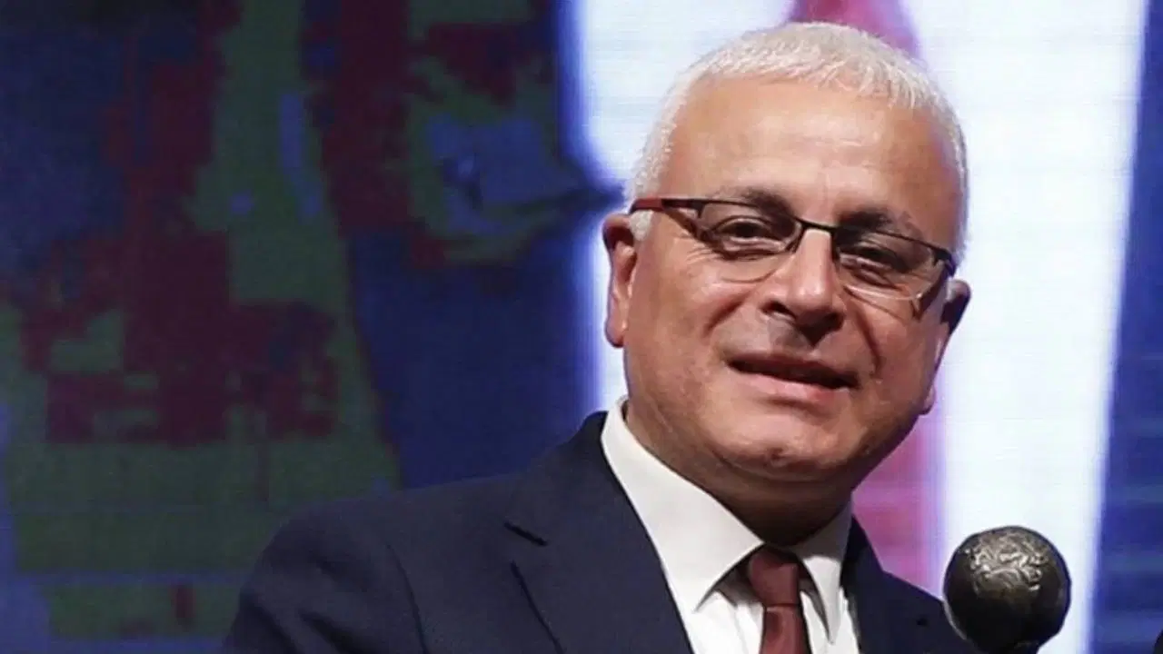 Merdan Yanardağ'dan Yeni Parti Çağrısı: 'Şaşırtıcı Patlama Olacak