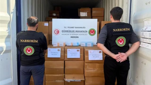 Mersin'de 1,7 Ton Kaçak İlaç Ele Geçirildi