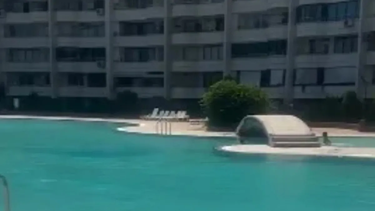 Mersin'de başörtülü kadına havuz yasağı: Site yöneticisine yakalama kararı