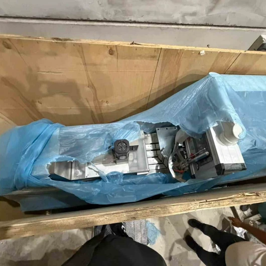 Mersin'de Plastik Ambalaj Dükkanında Uyuşturucu İmalathanesi: 100 Bin Hap Ele Geçirildi