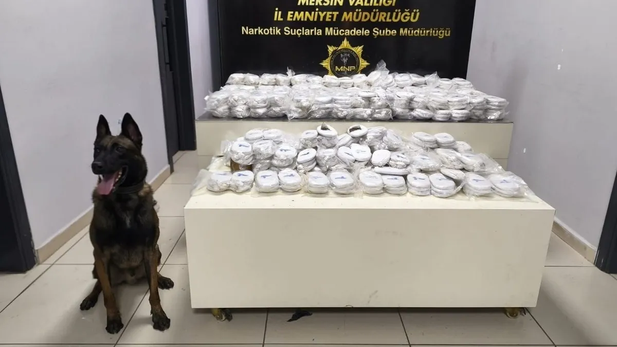 Mersin'de Uyuşturucuya Çifte Darbe: X-Ray Zehir Sevkiyatını Bozdu