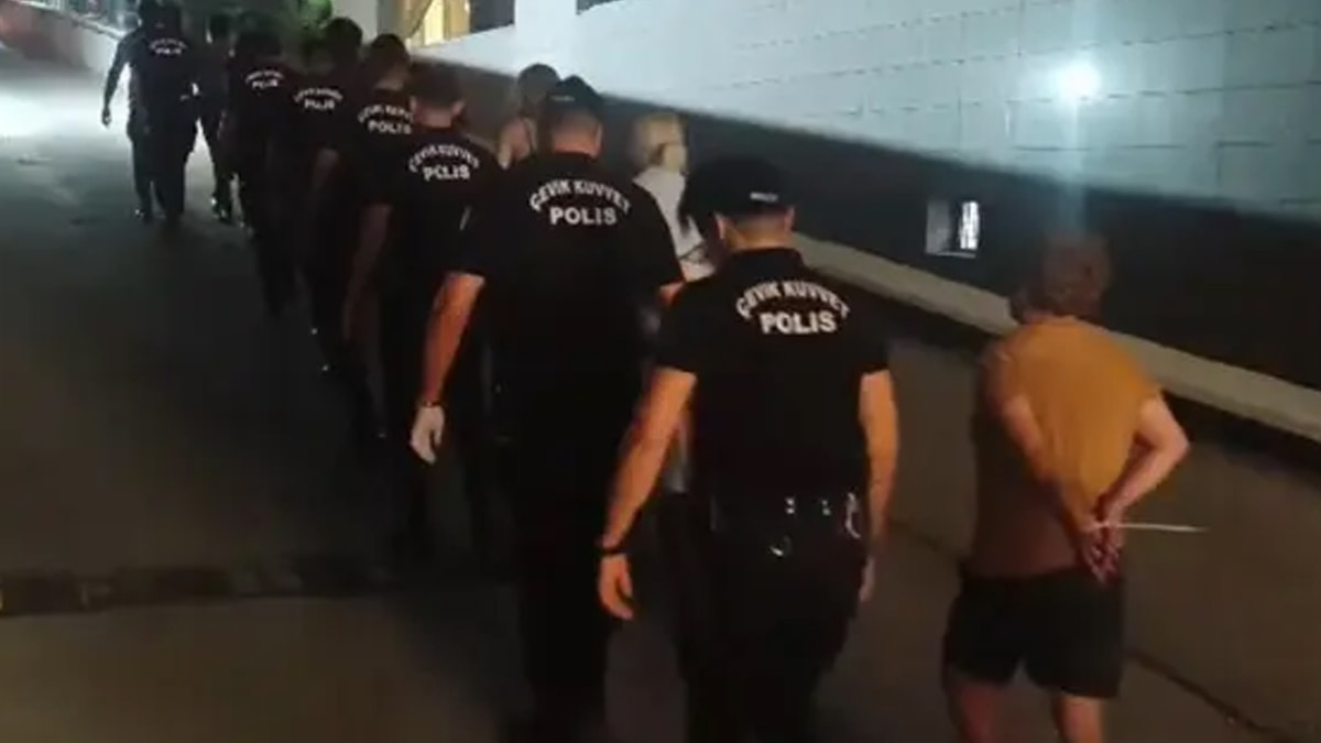 Mersin'de 'Ailem Güvende' Operasyonu: 28 Tutuklama
