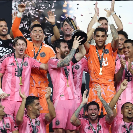 Messi 48. kupasını kazandı: CONCOCAF Şampiyonlar Kupası ile rekor