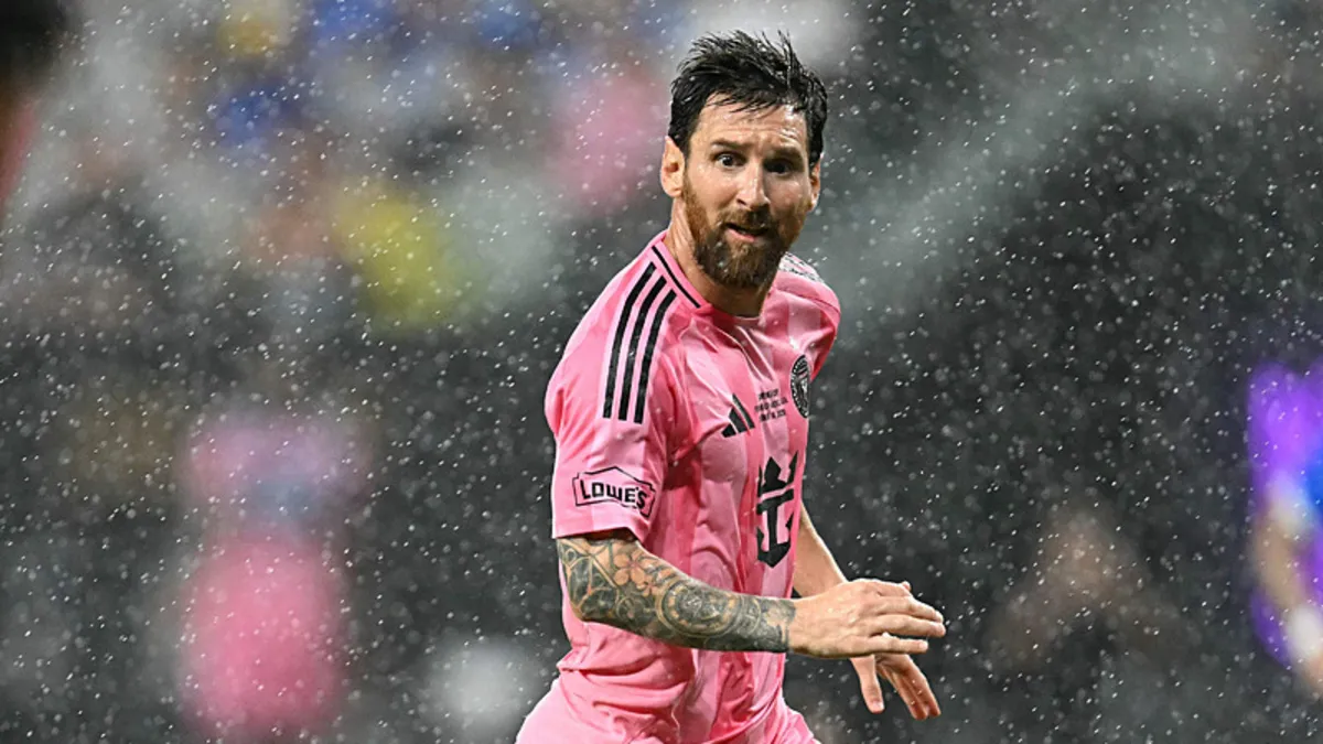 Messi 48. kupasını kazandı: Tarihin en çok kupa kazanan futbolcusu