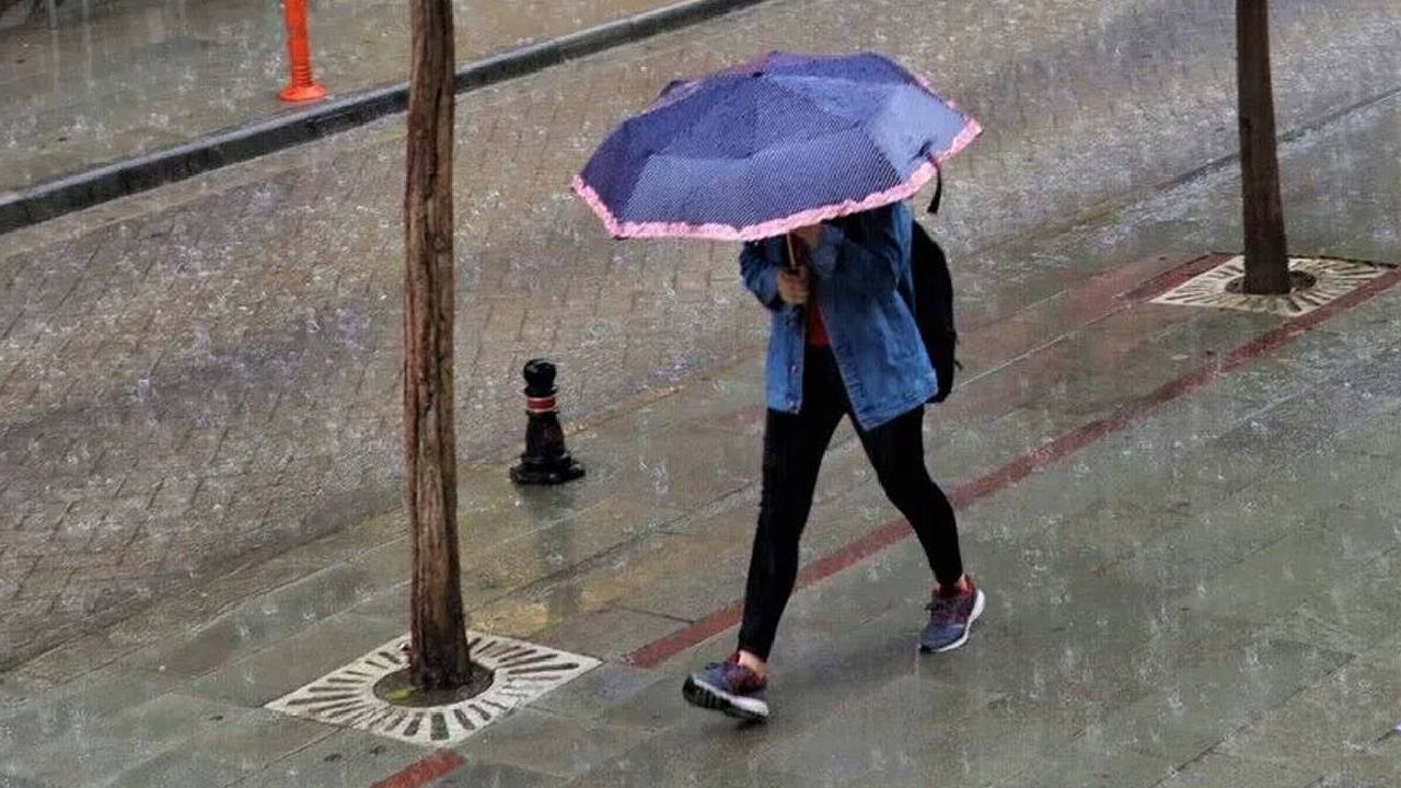 Meteoroloji 12 Ağustos Hava Durumu Raporunu Açıkladı: Sağanak Yağış Uyarısı