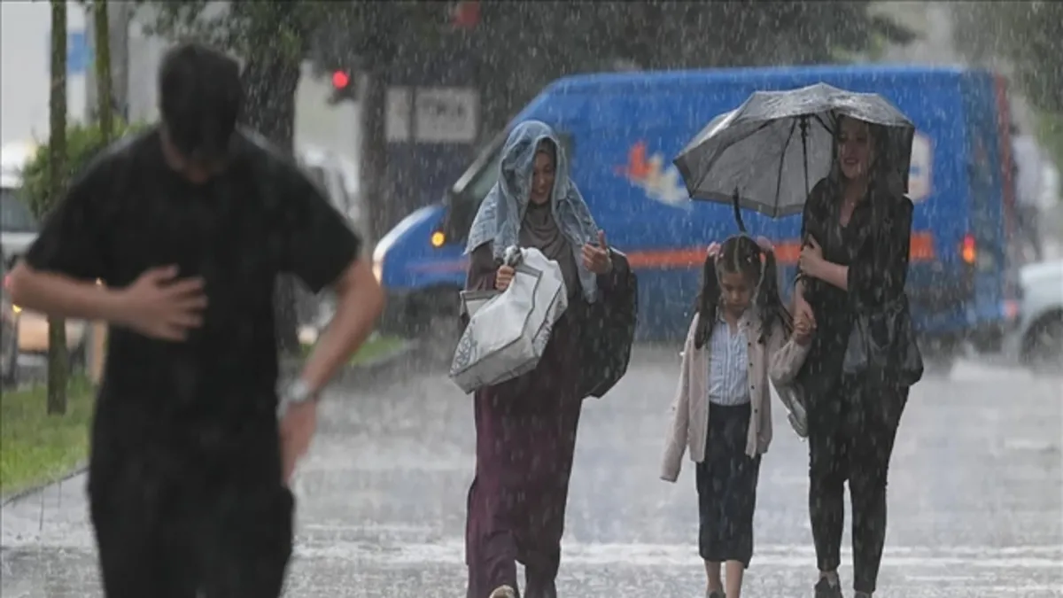 Meteoroloji'nin 12 Ağustos Uyarısı: Sağanak ve 40 Derece Sıcaklık