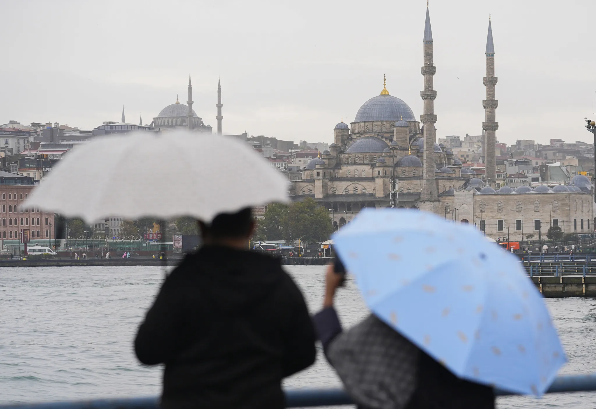 Meteoroloji 16 il için uyardı: Toz taşınımı ve sağanak aynı anda