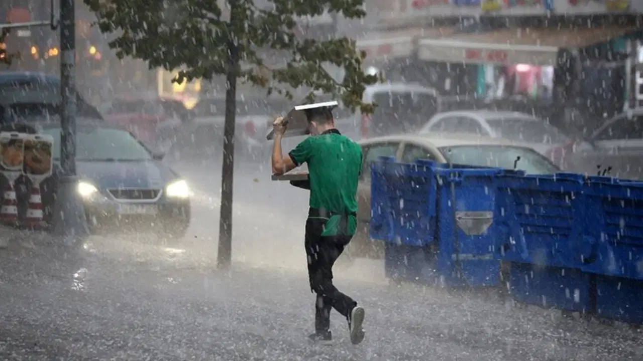 Meteoroloji 7 İl İçin Kuvvetli Yağış Uyarısı Yayımladı