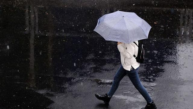 Meteoroloji 8 İl İçin Sarı Uyarı Verdi: Kuvvetli Yağışa Dikkat