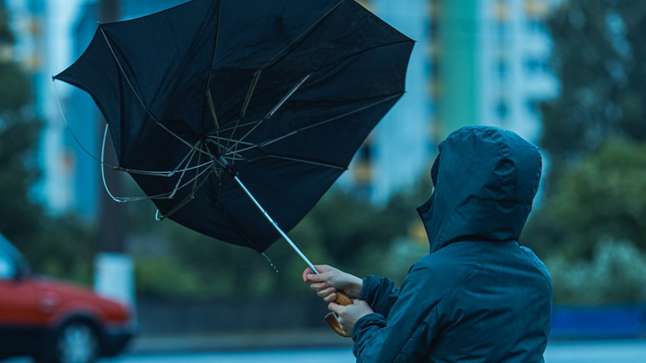 Meteoroloji'den kuvvetli rüzgar ve toz taşınımı uyarısı: Bugün hava nasıl olacak