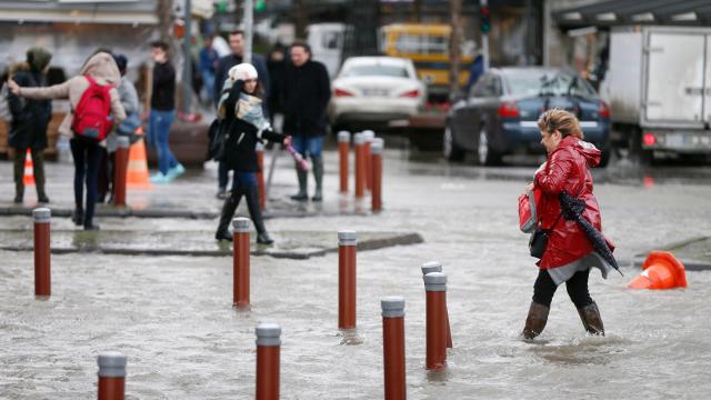 Meteorolojiden 45 İle Kuvvetli Yağış ve Fırtına Uyarısı
