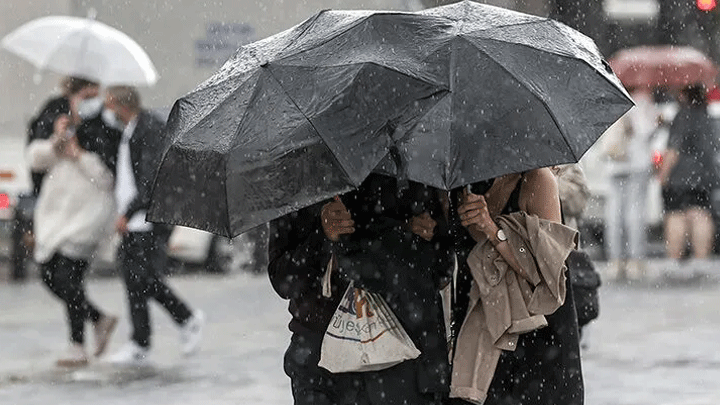 Meteoroloji'den kuvvetli yağış uyarısı: Sel ve su baskını riski var