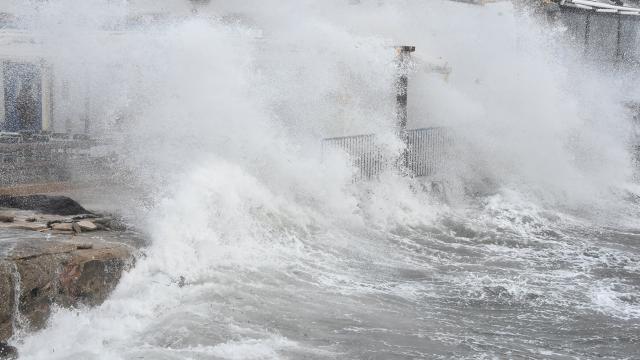 Meteorolojiden uyarı: Kuvvetli yağış nedeniyle birçok ilde deniz yasağı