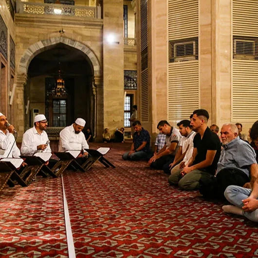 Mevlid Kandili: Peygamber Efendimiz'in Dünyaya Teşriflerinin 1501. Yıl Dönümü