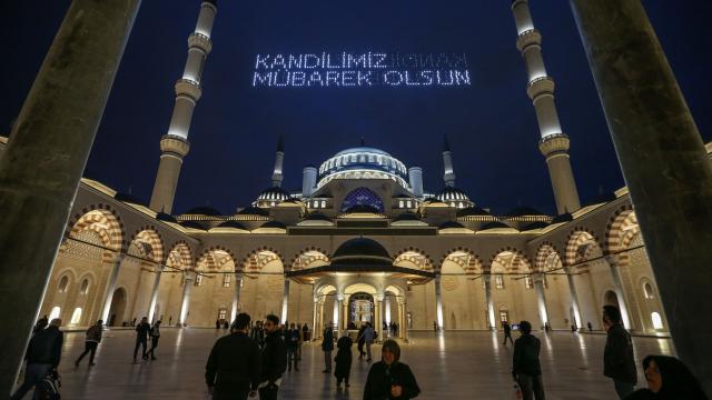 Mevlid Kandili: Peygamber Efendimiz'in Doğum Günü Bugün İdrak Ediliyor