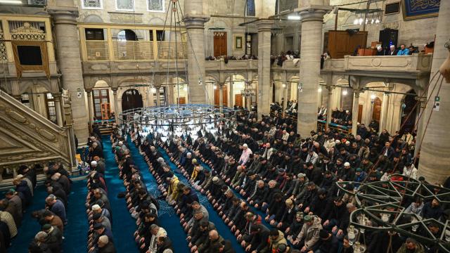 Mevlid Kandili Yarın: Hazreti Muhammed'in Doğum Günü Manevi Coşkuyla Kutlanacak