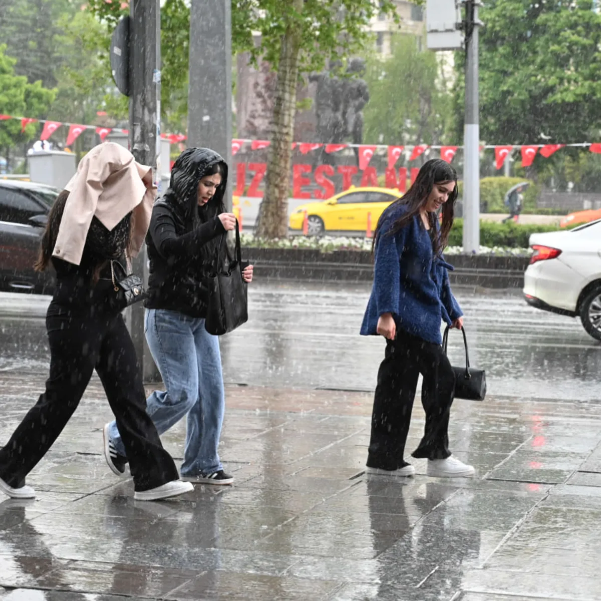 MGM'den Hafta Sonu Uyarısı: Sağanak, Fırtına ve Toz Taşınımı Kapıda