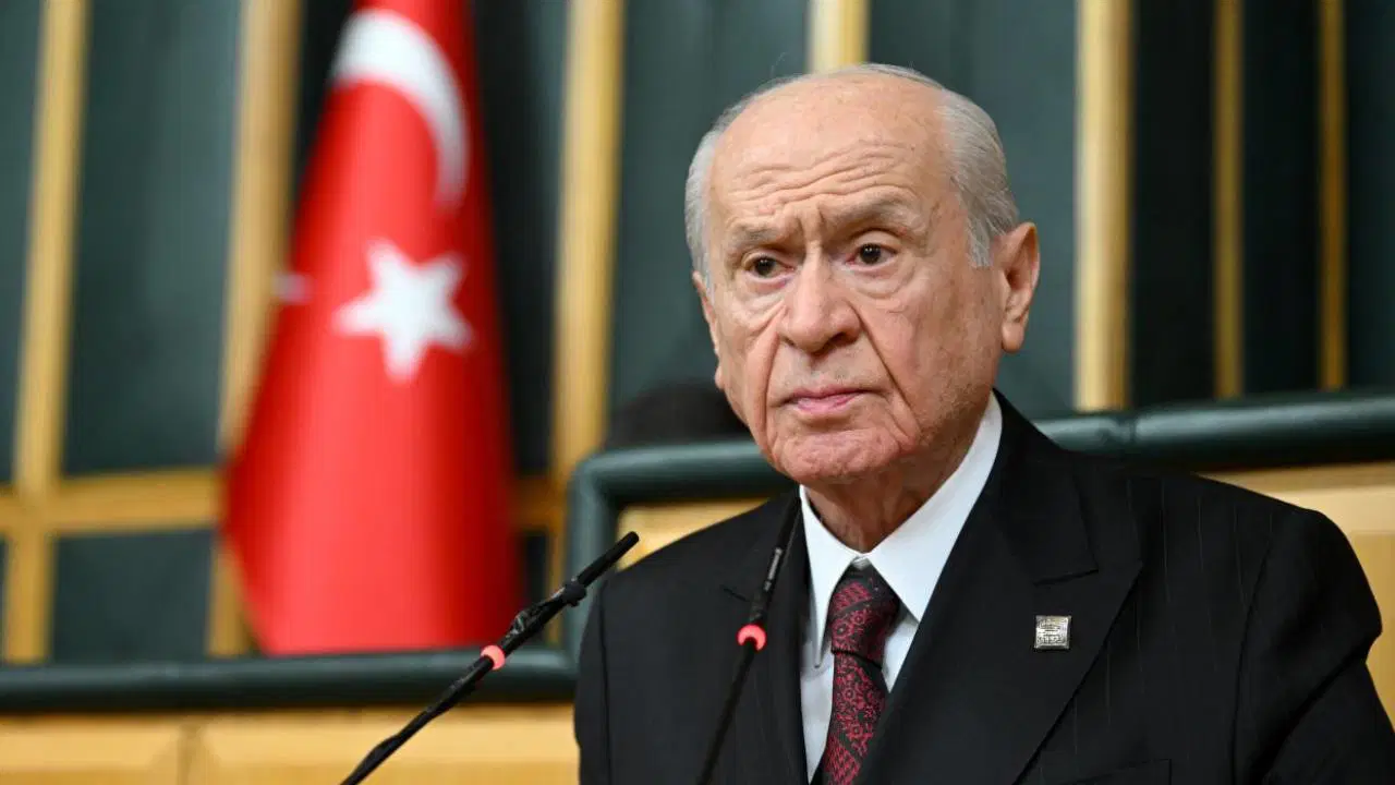 MHP Lideri Bahçeli'nin Üniversite Yıllarındaki Yol Arkadaşı Soner Arın Hayatını Kaybetti