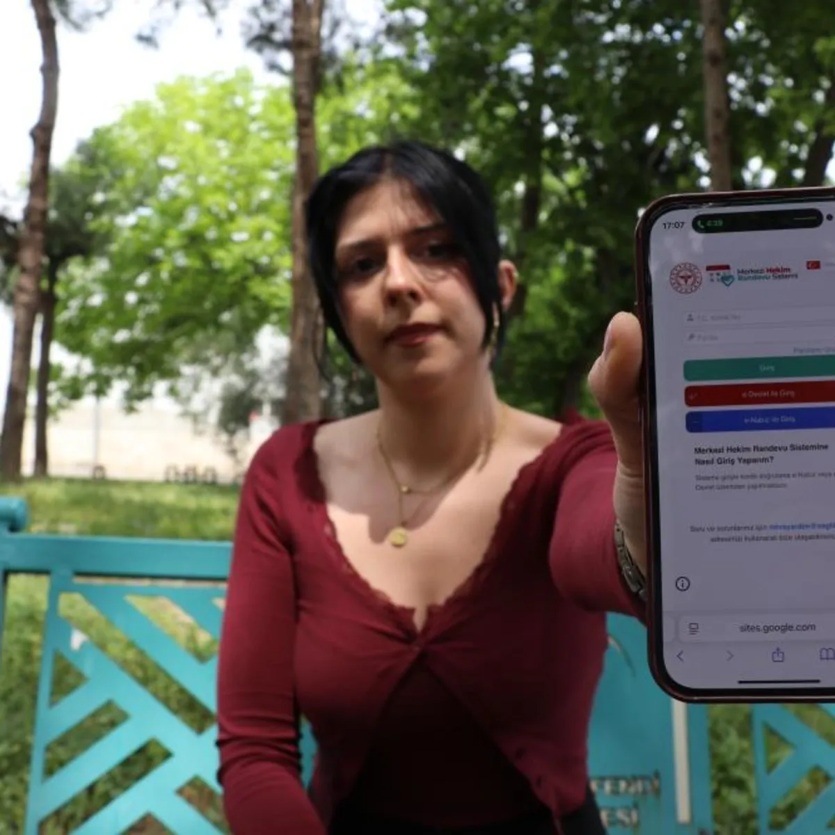 MHRS randevusu almak isterken dolandırıcıların kurbanı oldu