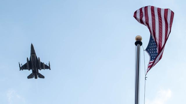 Michigan'da F-16 Eğitim Uçuşunda Düştü