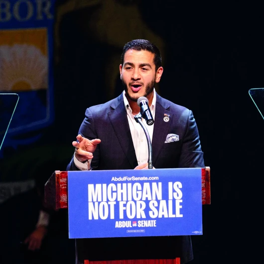 Michigan'da Tarihi Ön Seçim: El-Sayed AIPAC'a Karşı Kazandı