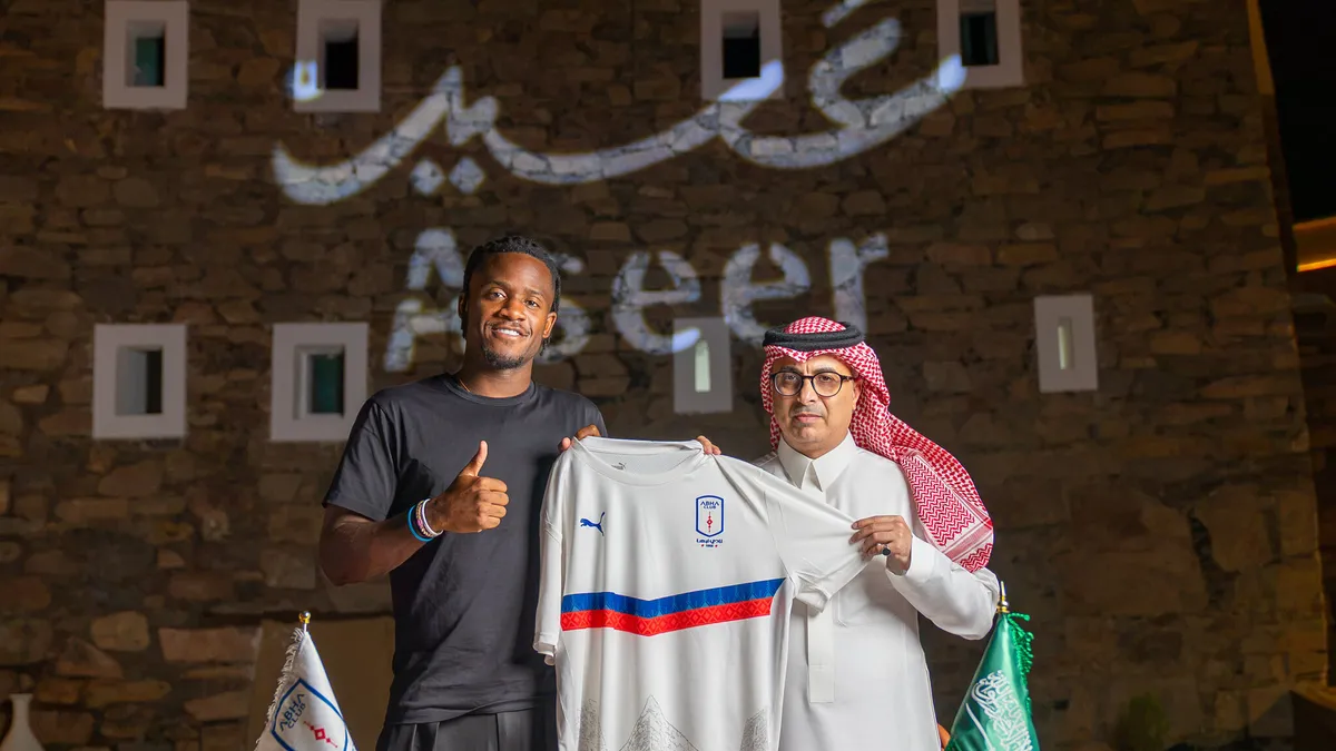 Michy Batshuayi, Suudi Arabistan'ın Abha Takımına Transfer Oldu