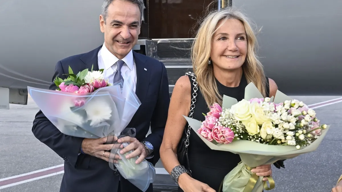 Miçotakis'e Ceddin Deden marşı: Yunan basınında şok