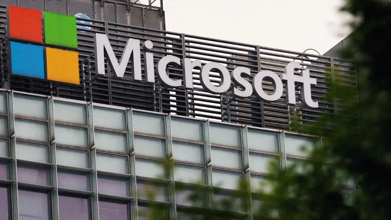 Microsoft, 2,5 Milyar Dolarla Yapay Zekada Dev Adım Atıyor