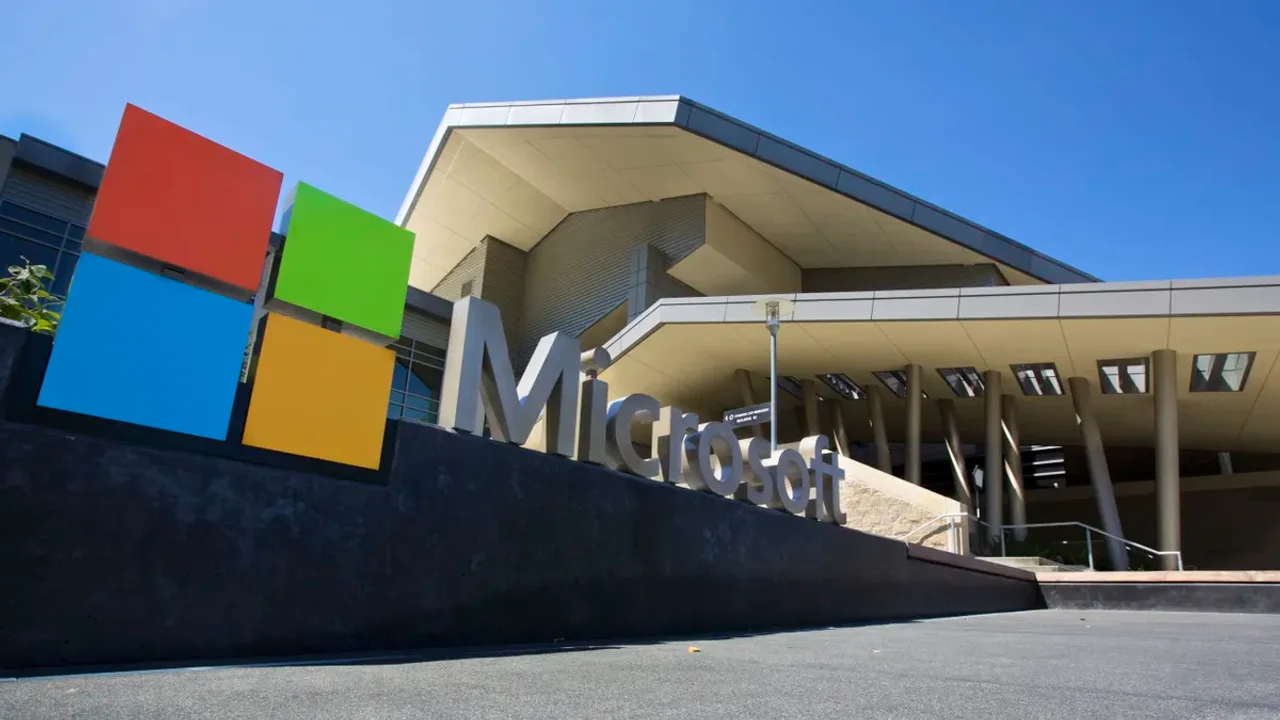 Microsoft YZ Yatırımlarını Gizlediği İddiasıyla Dava Edildi