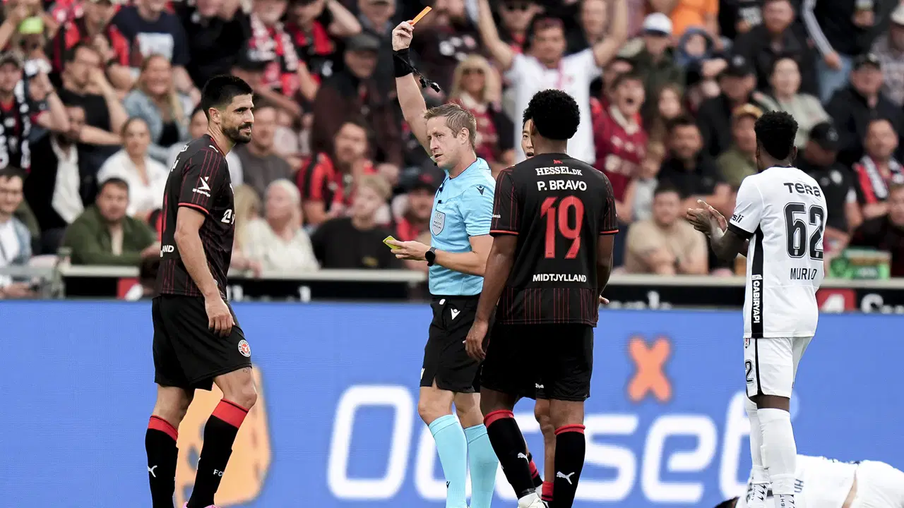 Midtjylland - Beşiktaş: Danimarka Basınında Kırmızı Kart Tartışması