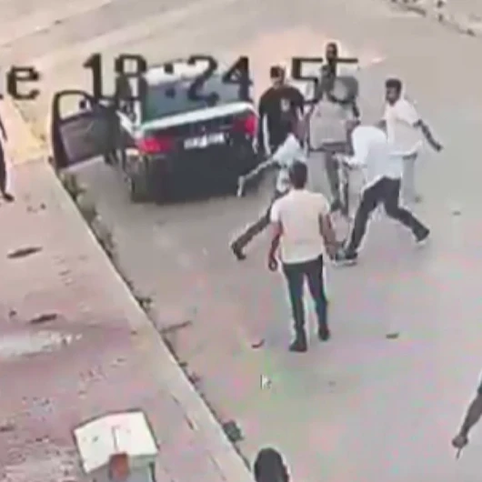 Milletvekili Melih Meriç'in bıçaklanma anı kamerada