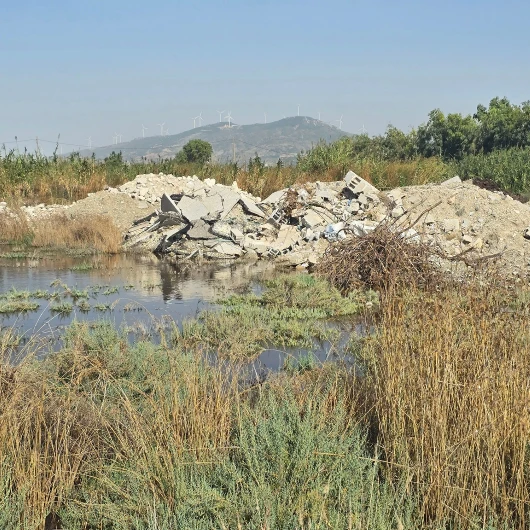 Milleyha Kuş Cenneti'ne Moloz Döküldü: Hatay'da Doğa Katliamı