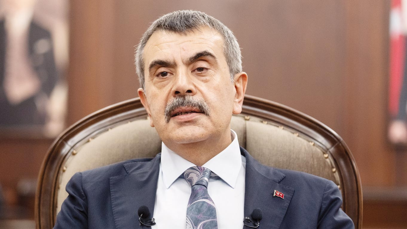 Milli Eğitim Bakanı Tekin, Arnavutköy'de ASMEK Açılışını Gerçekleştirdi