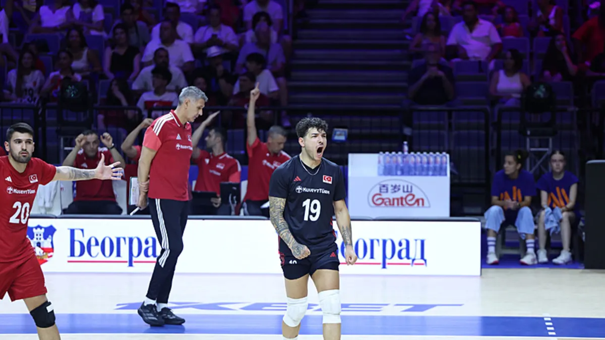 Milli Erkek Voleybol Takımı, Ukrayna'yı 3-2 yendi