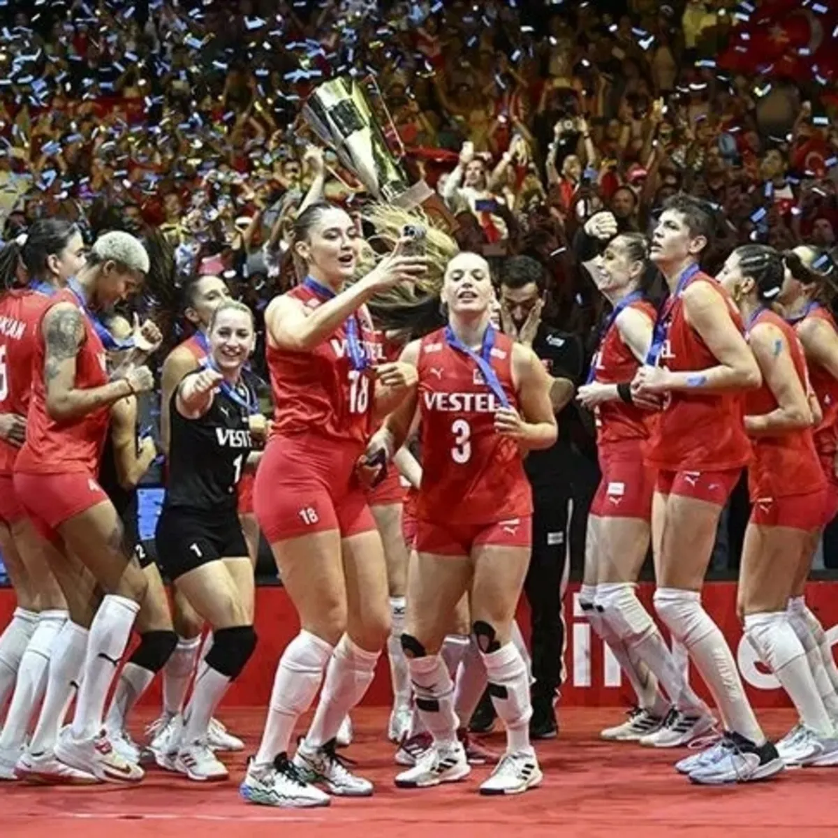 Milliler Avrupa'da 4'te 4 Yaptı: Almanya'yı Devirdiler