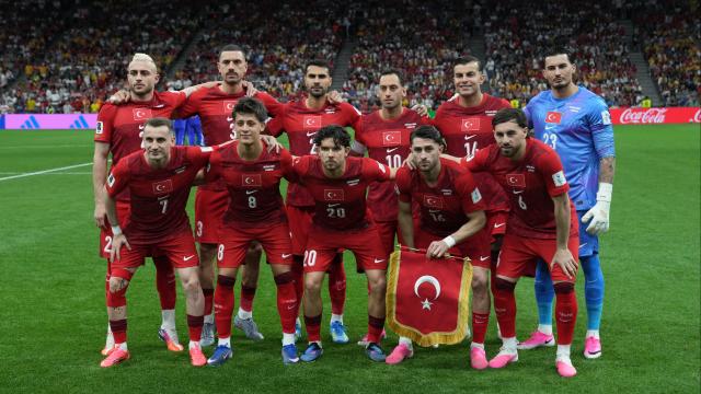 Milliler Paraguay ile Dünya Kupası'nda Kader Maçına Çıkıyor