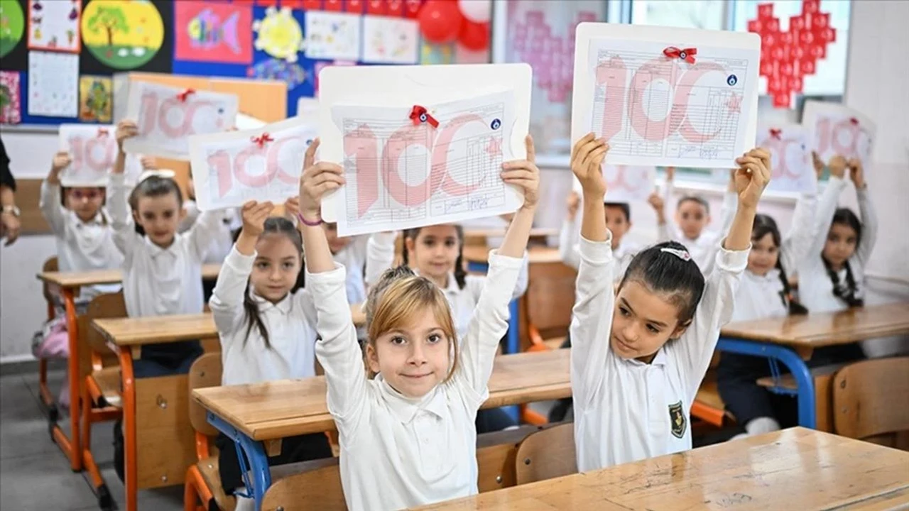 Milyonlarca öğrenci için son zil: Yaz tatili başlıyor