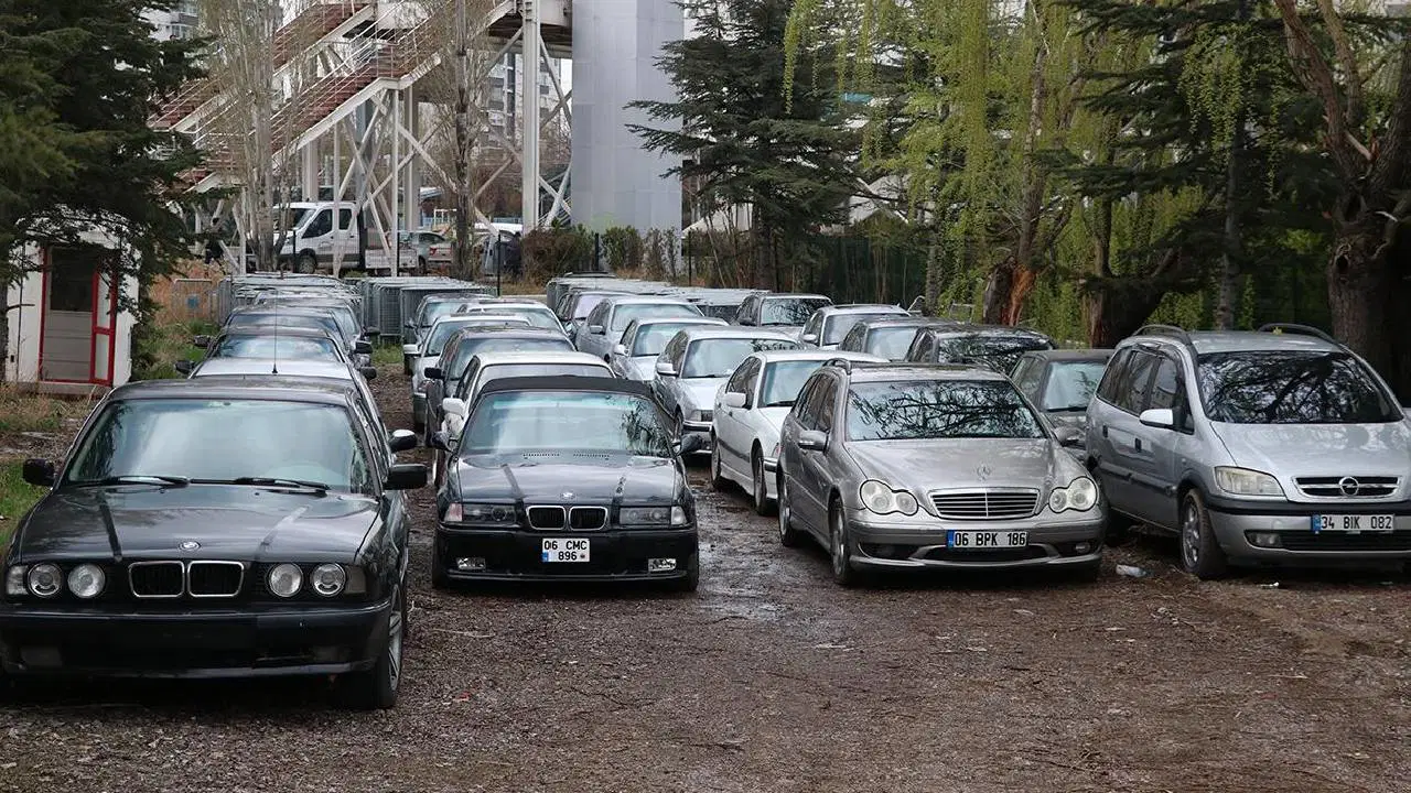Milyonluk 'change araç' vurgununa 12 ilde operasyon: 32 gözaltı