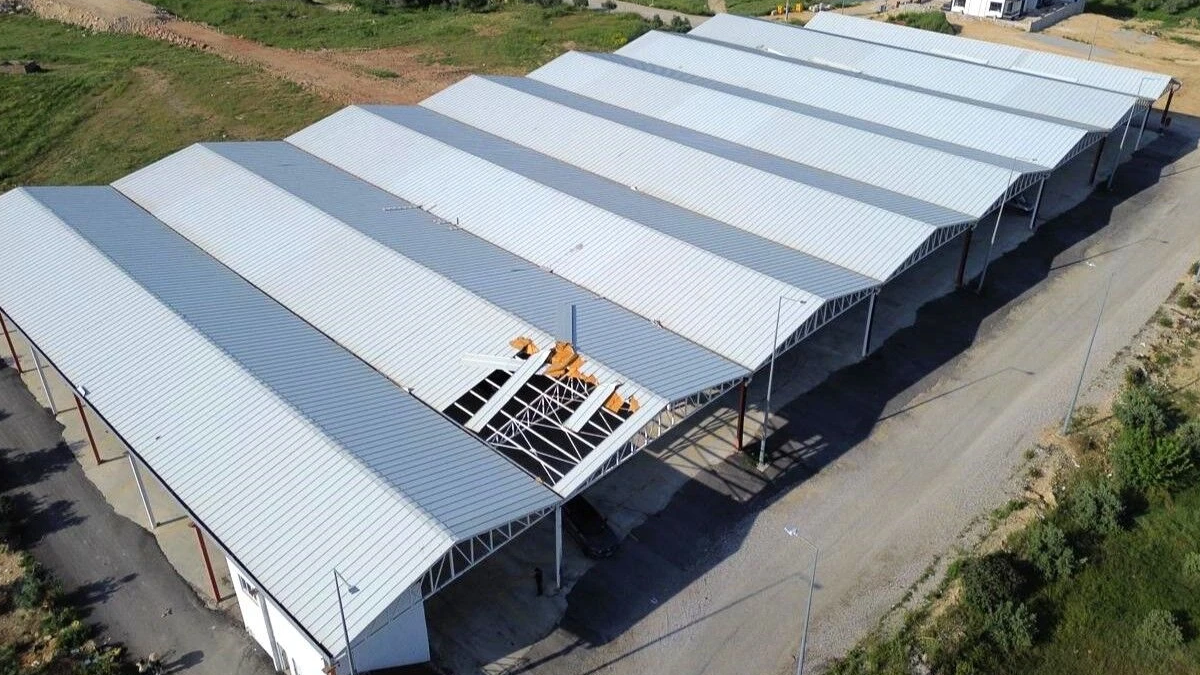 Milyonluk Pazar Yerine Yıkım Kararı: Tepkiler Büyüyor