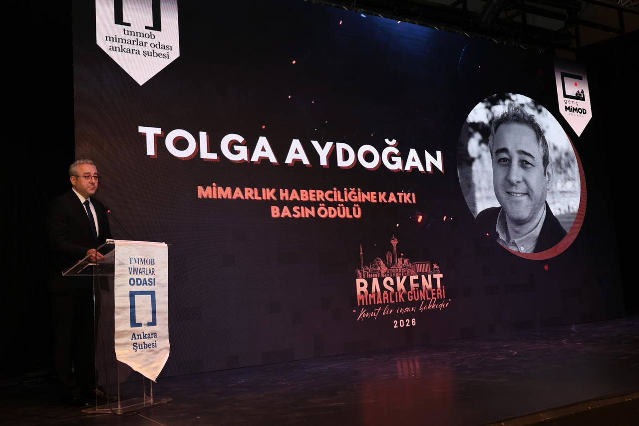 Mimarlar Odası'ndan Gazetemiz Yazarı Tolga Aydoğan'a Basın Ödülü