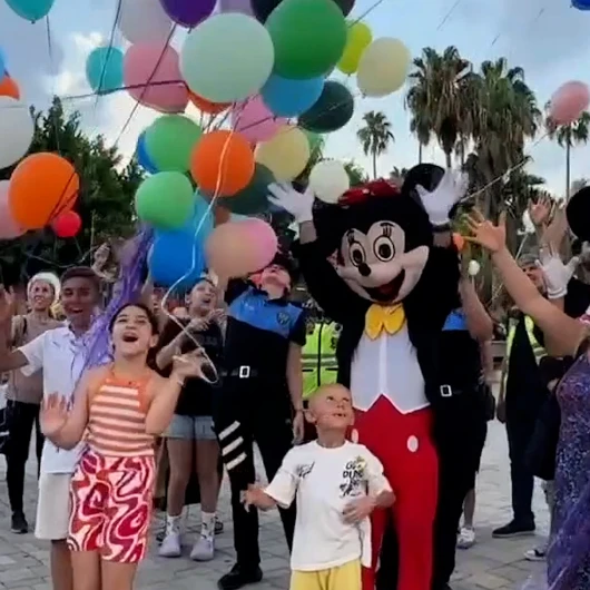 Minik Ege Kanseri Yendi, İskenderun'da Coşkuyla Kutlandı
