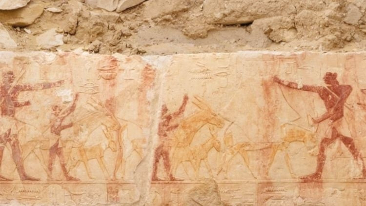 Mısır'da 4 Bin 400 Yıllık Baba-Oğul Mezarı Bulundu