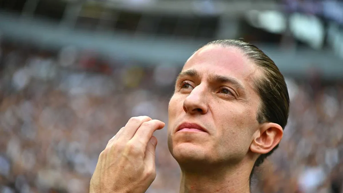 Monaco, Filipe Luis'i teknik direktörlüğe getirdi