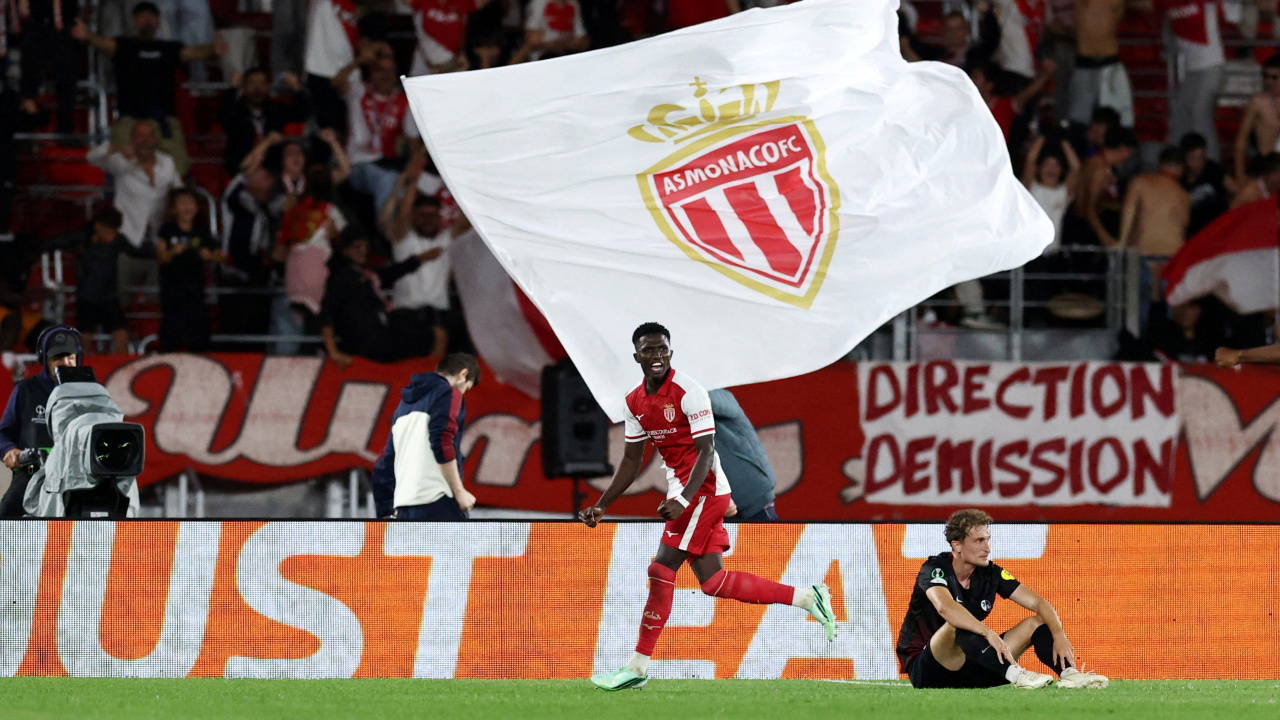 Monaco, Konferans Ligi'nde Freiburg'u 3-0 Mağlup Etti