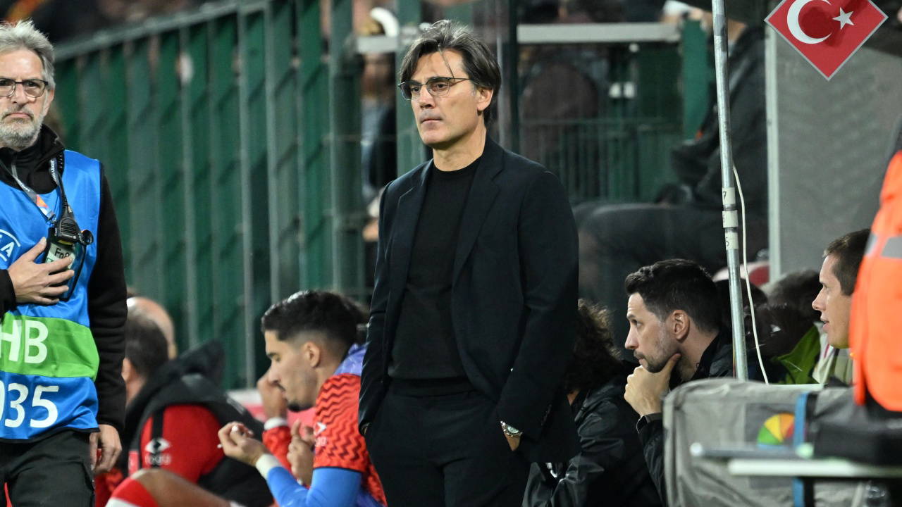 Montella'dan çarpıcı sözler: '3. Lig'den forvet önerdiler